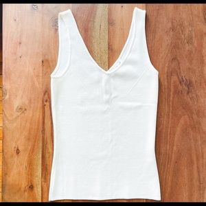 White House Black Market Ivory Tank Top XS